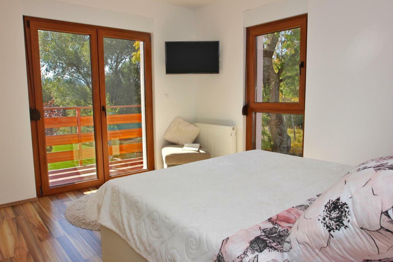 Villa Leko Dream House Cetina Bagian luar foto