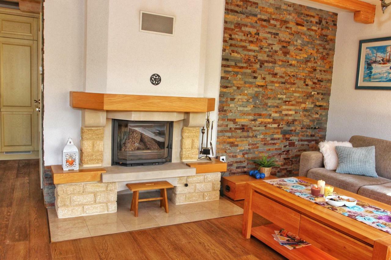 Villa Leko Dream House Cetina Bagian luar foto