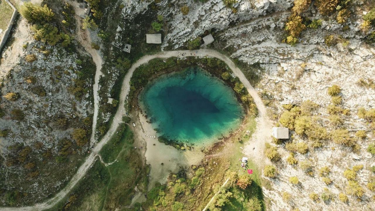Villa Leko Dream House Cetina Bagian luar foto